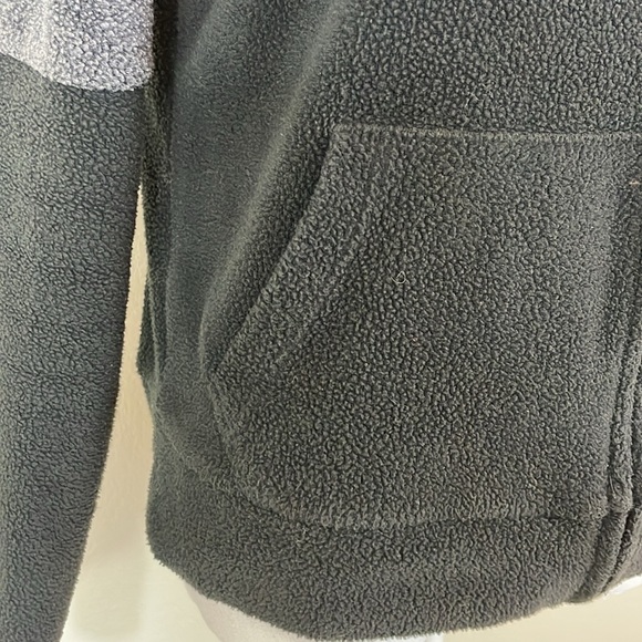 Victoria’s Secret Pink UT black gray fleece jacket size xs - Picture 2 of 7